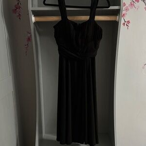 Jessica Howard Elegant Black Midi Dress